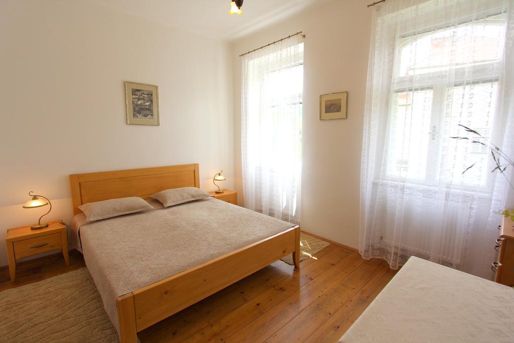 Penzion Jelen Vranov nad Dyjí Δωμάτιο φωτογραφία