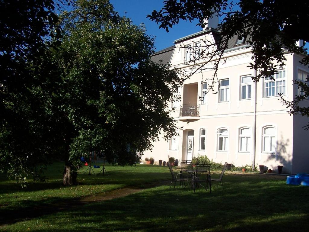 Penzion Jelen Vranov nad Dyjí Εξωτερικό φωτογραφία